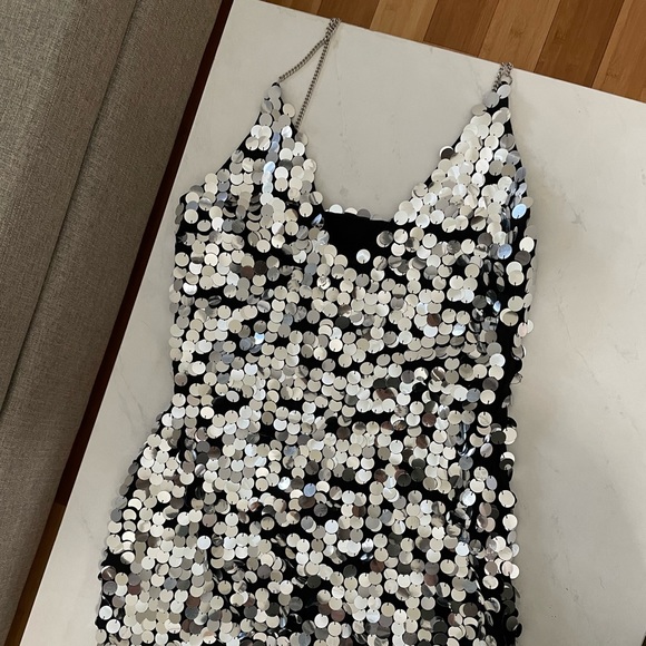 Revolve Sequin Asymmetrical Hem Bella Midi Cocktail Dress Size S - Picture 4 of 6